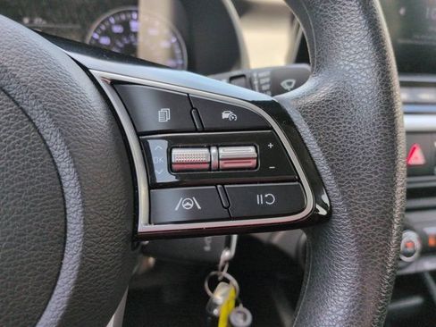 Used 2024 Kia Forte LXS FWD image 22