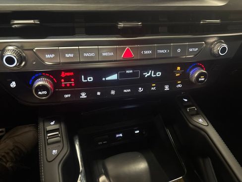 Used 2024 Kia Telluride SX X-Line AWD/4WD image 10