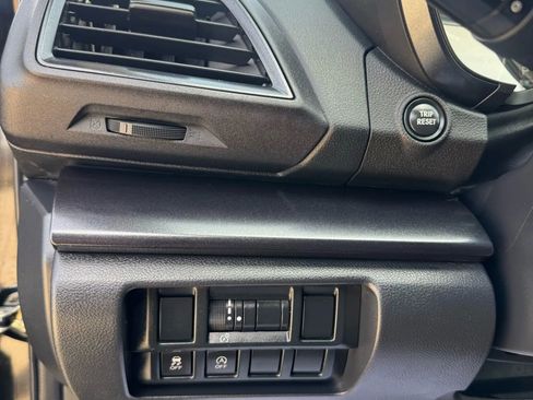 Used 2022 Subaru Crosstrek 2.5i Sport image 28