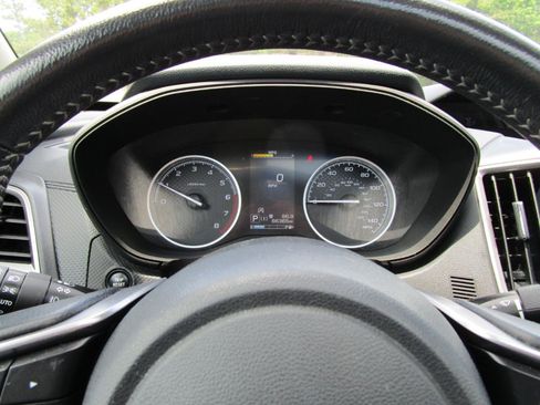 Used 2021 Subaru Forester Premium AWD/4WD image 21