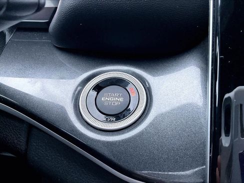 Used 2023 Jeep Grand Cherokee L Altitude image 29