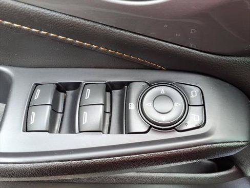 Used 2021 Chevrolet Traverse LS w/ LPO, Floor Liner Package AWD/4WD image 16