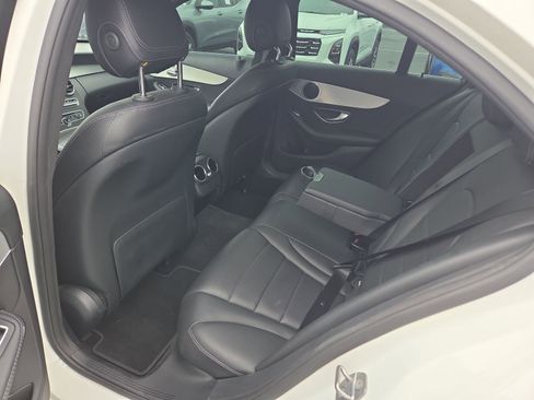 Used 2018 Mercedes-Benz C 300 Sedan image 21