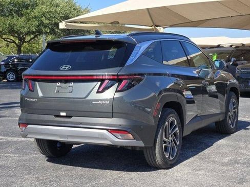 New 2026 Hyundai Venue SEL image 4