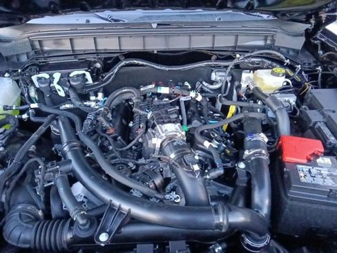 New 2025 Ford Bronco Badlands w/ Sasquatch Package image 35