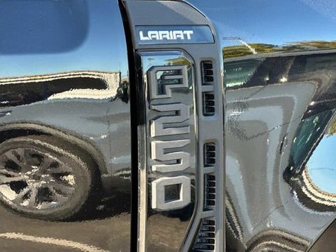 Used 2023 Ford F250 Lariat w/ Lariat Ultimate Package image 9