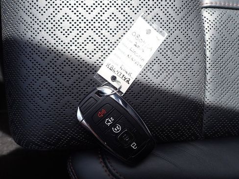 Used 2019 Lincoln Nautilus Black Label AWD/4WD image 30