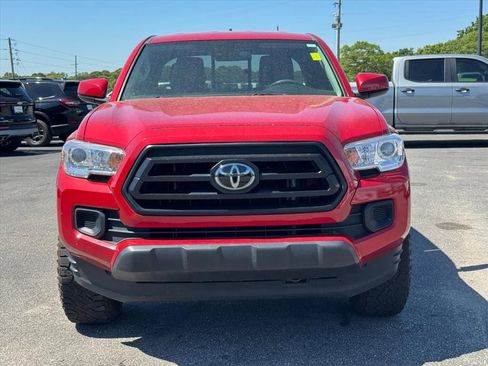 Used 2022 Toyota Tacoma SR w/ SR Convenience Package RWD image 8