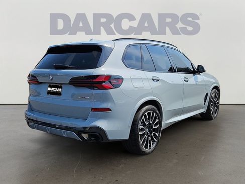 Used 2024 BMW X5 xDrive40i w/ M Sport Package AWD/4WD image 6