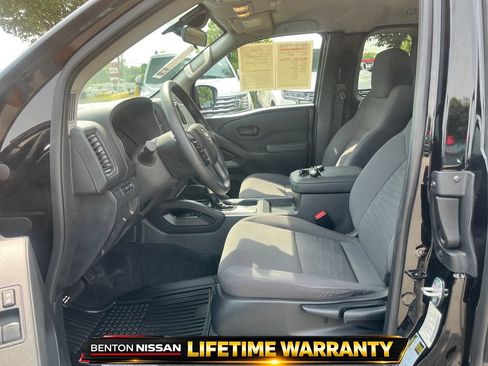 Used 2022 Nissan Frontier S w/ Technology Package RWD image 11