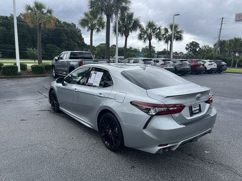 Used 2022 Toyota Camry XSE w/ Carpet Mat Package (TMS) FWD image 8