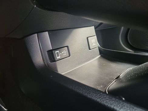 Used 2019 Honda Civic EX image 21