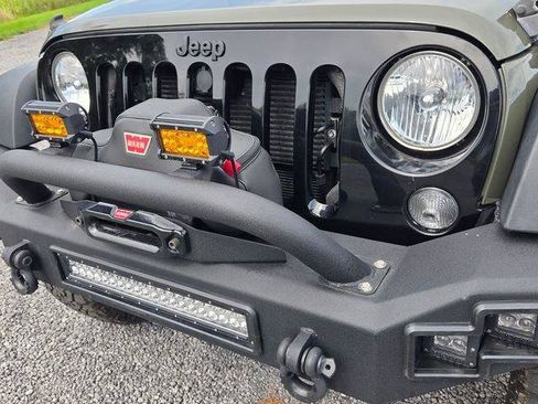 Used 2015 Jeep Wrangler Sport AWD/4WD image 20