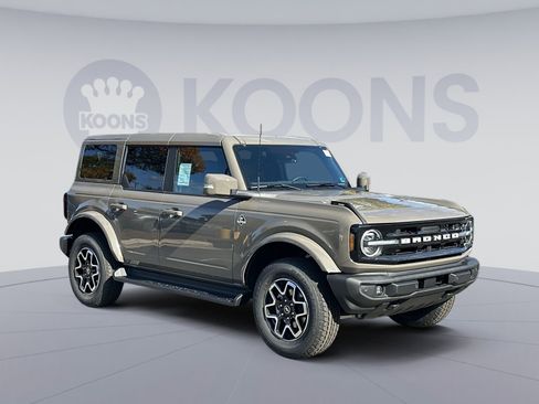 New 2025 Ford Bronco Outer Banks image 10
