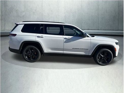 New 2026 Jeep Grand Cherokee L Limited AWD/4WD image 6