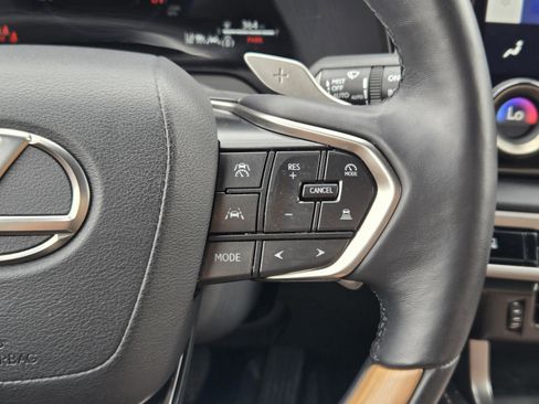 Used 2025 Lexus RX 350 Premium w/ Accessory Package (Z1) FWD image 25