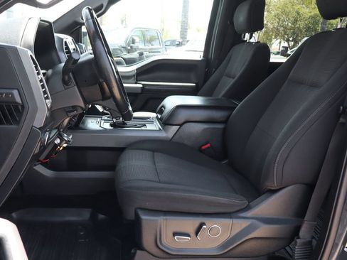 Used 2017 Ford F150 XLT w/ Equipment Group 302A Luxury AWD/4WD image 21