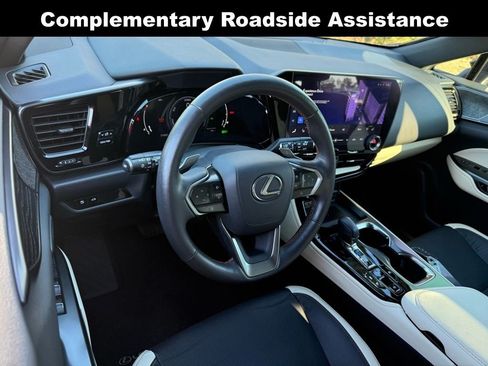 Used 2024 Lexus NX 350h AWD w/ Vision Package image 3