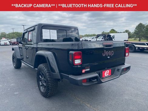 Used 2022 Jeep Gladiator Rubicon w/ LED Lighting Group AWD/4WD image 5