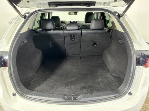 Used 2019 MAZDA CX-5 Touring image 19