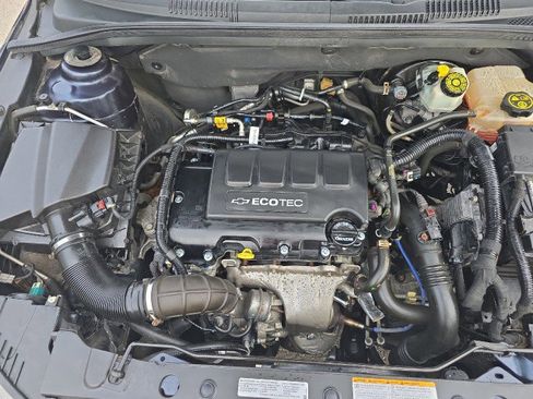 Used 2014 Chevrolet Cruze LT image 46