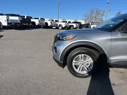 Used 2022 Ford Explorer 4WD w/ Class IV Trailer Tow Package image 4