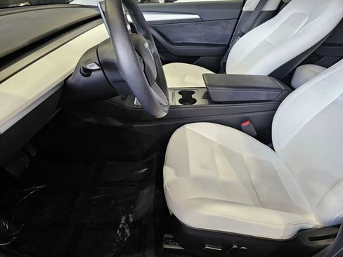 Used 2023 Tesla Model 3 Standard Range RWD image 14