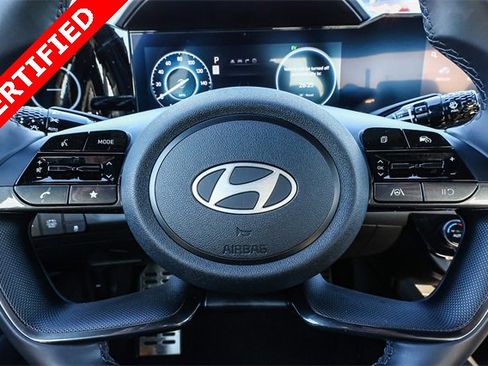 Certified 2025 Hyundai Elantra SEL image 26