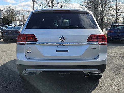 Used 2019 Volkswagen Atlas SE w/ Towing Package image 5