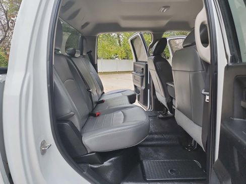 Used 2018 RAM 2500 Tradesman w/ Popular Equipment Group image 31