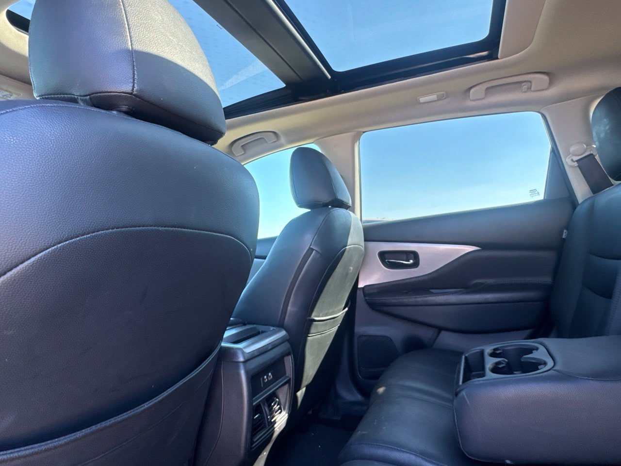 Used 2019 Nissan Murano SV w/ Premium Package FWD image 39