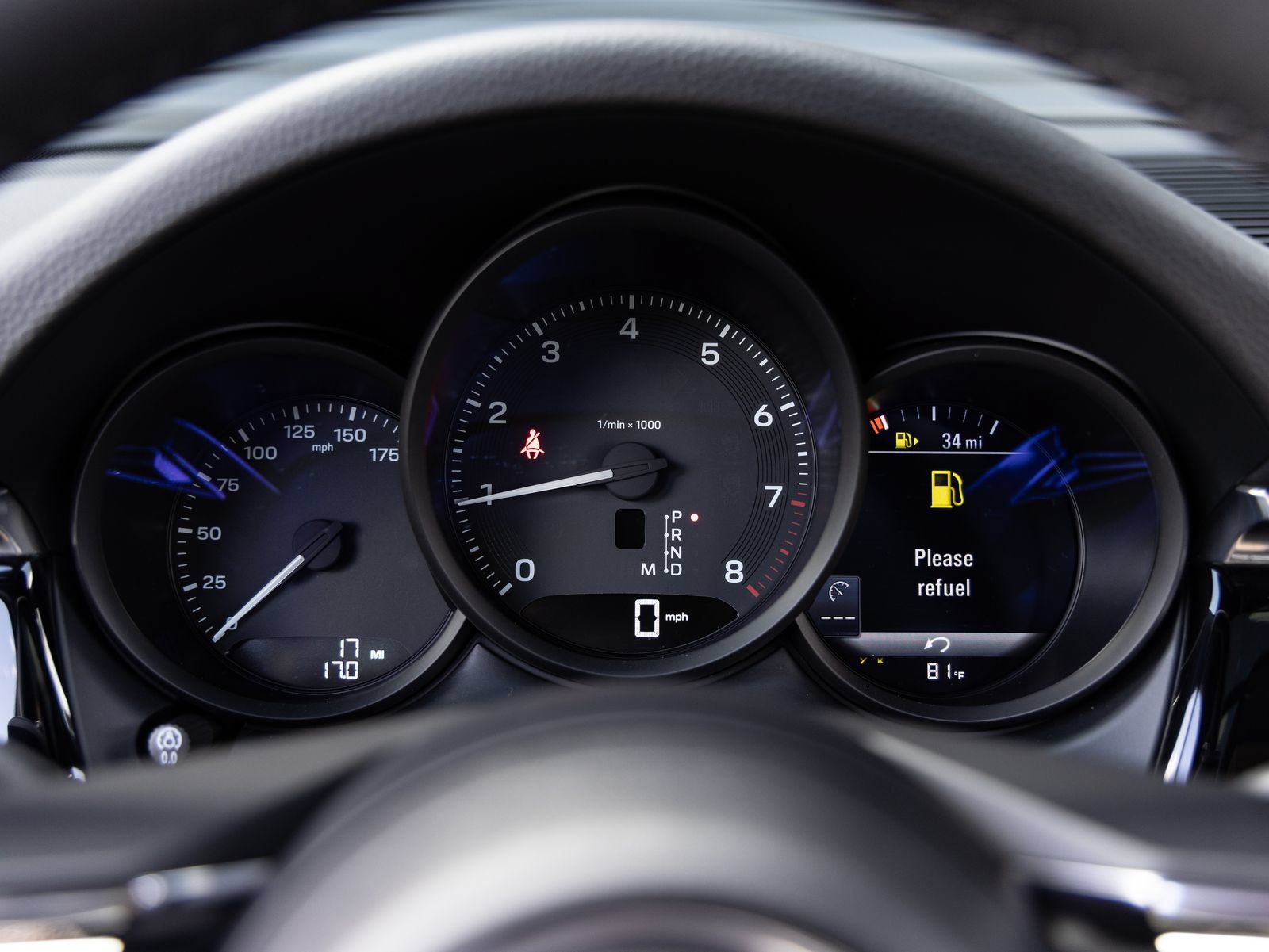 Certified 2026 Porsche Macan AWD/4WD image 13
