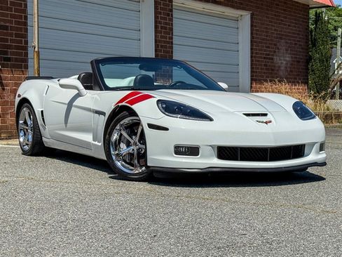 Used 2010 Chevrolet Corvette Grand Sport w/ Preferred Equipment Group RWD image 34