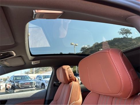 New 2026 Cadillac Optiq Luxury 2 image 24