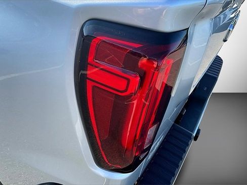 Used 2022 GMC Sierra 1500 Denali image 31