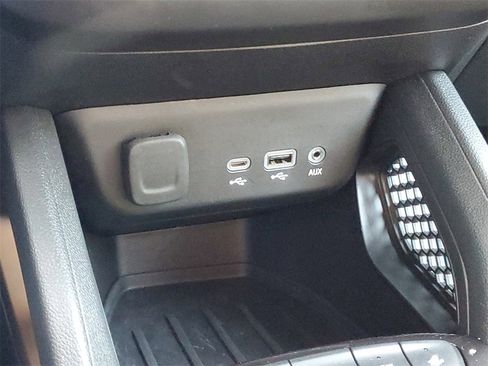 Used 2023 Chevrolet TrailBlazer ACTIV w/ Convenience Package image 18