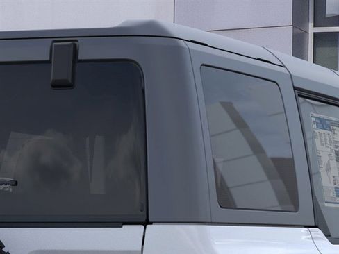 New 2025 Ford Bronco Outer Banks image 25