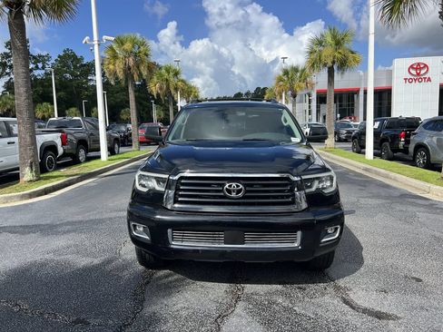 Used 2019 Toyota Sequoia TRD Sport AWD/4WD image 3