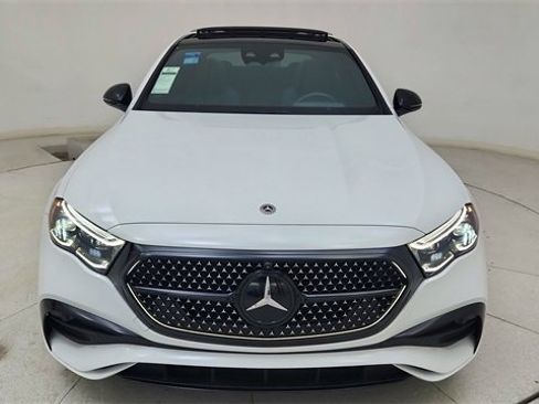Used 2024 Mercedes-Benz E 450 4MATIC Sedan w/ Airmatic Package image 13