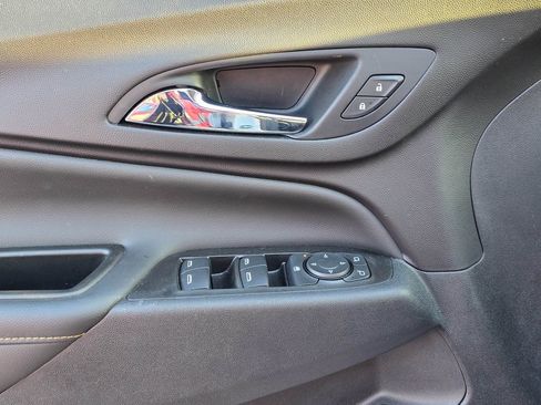 Used 2021 Chevrolet Equinox Premier image 10