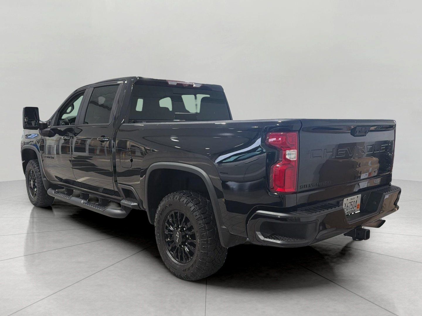 Used 2021 Chevrolet Silverado 2500 LTZ w/ LTZ Plus Package AWD/4WD image 9