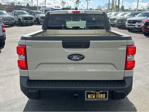 New 2025 Ford Maverick XL image 5