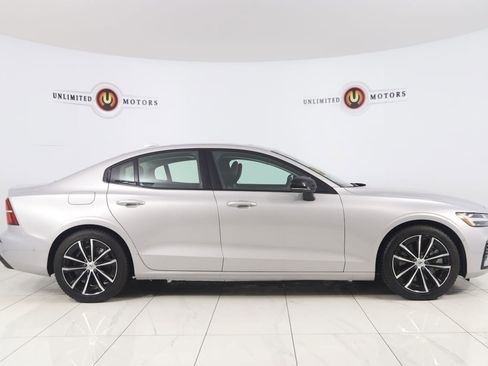 Used 2023 Volvo S60 T8 Plus AWD/4WD image 2