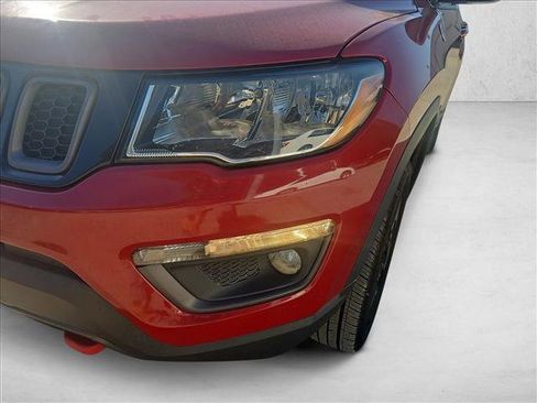 Used 2019 Jeep Compass Trailhawk w/ Cold Weather Group image 10