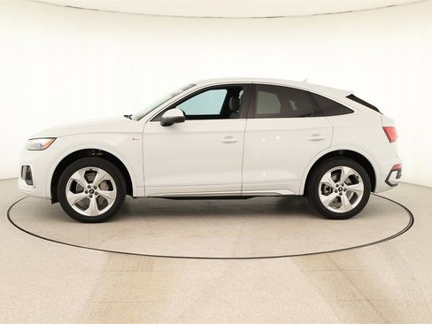 Certified 2023 Audi Q5 2.0T Premium Plus w/ Premium Plus Package image 2