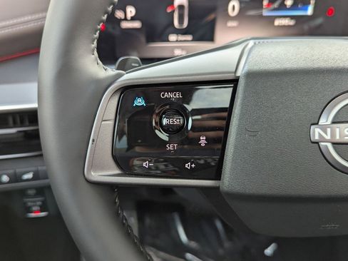 New 2025 Nissan Murano Platinum image 14