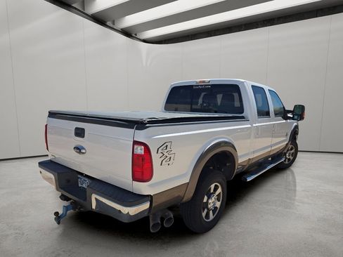 Used 2016 Ford F350 Lariat w/ Lariat Interior Package AWD/4WD image 5