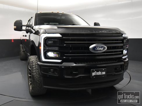 Used 2025 Ford F350 Platinum image 51
