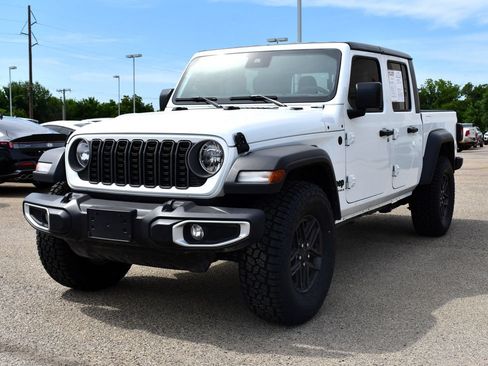 Used 2025 Jeep Gladiator Sport AWD/4WD image 1