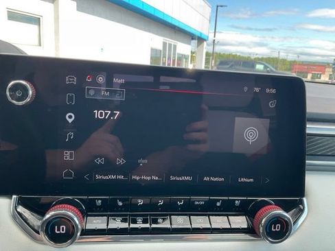 Used 2024 GMC Canyon AT4X AWD/4WD image 5